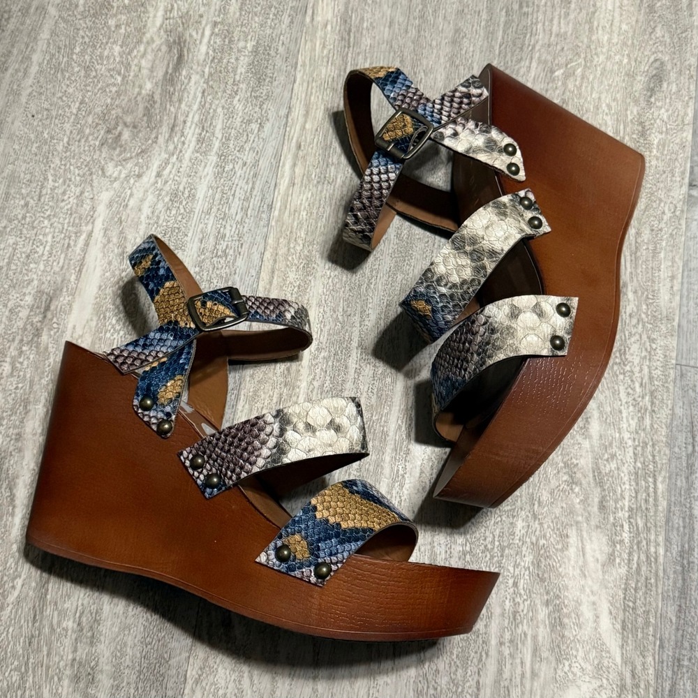 G-Denya Platform Wedge Sandals‎ Size 7 Snakeskin Print Ankle Strap